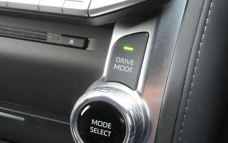 Toyota Land Cruiser, 2024 год, 10 350 000 рублей, 34 фотография