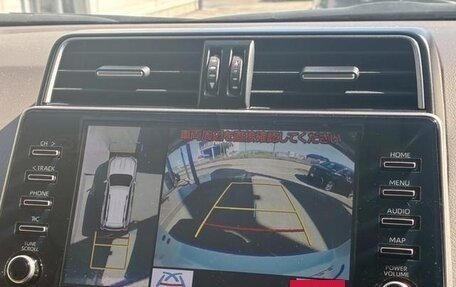 Toyota Land Cruiser Prado 150 рестайлинг 2, 2023 год, 6 530 000 рублей, 10 фотография