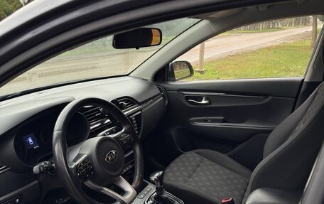 KIA Rio IV, 2018 год, 1 600 000 рублей, 8 фотография