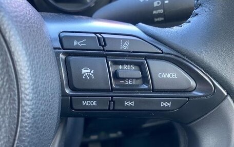 Toyota Yaris, 2022 год, 1 025 000 рублей, 10 фотография