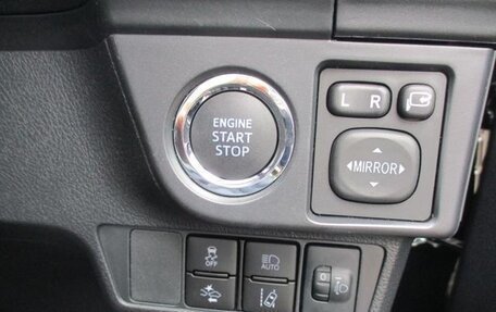 Toyota Corolla, 2022 год, 1 100 000 рублей, 12 фотография