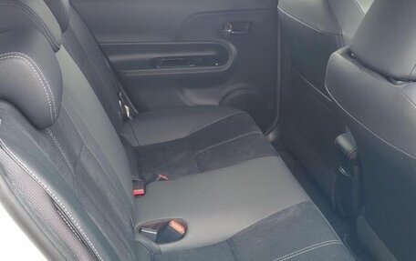 Toyota Aqua I, 2021 год, 1 250 000 рублей, 22 фотография