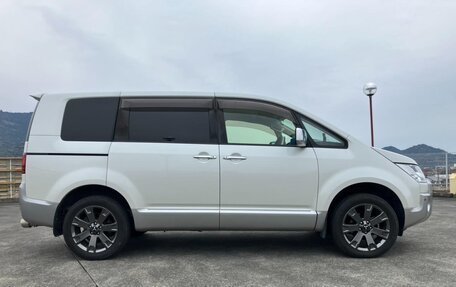 Mitsubishi Delica D:5 I, 2017 год, 2 090 000 рублей, 8 фотография