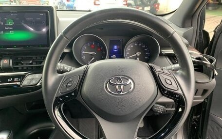 Toyota C-HR I рестайлинг, 2019 год, 1 450 000 рублей, 11 фотография