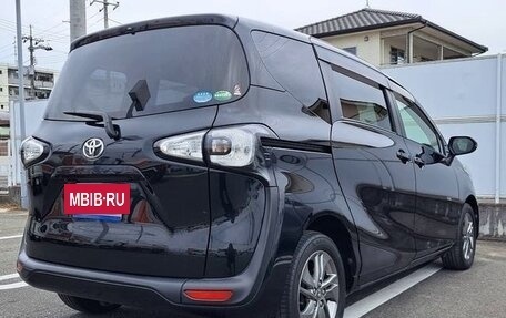Toyota Sienta II, 2017 год, 1 020 000 рублей, 4 фотография