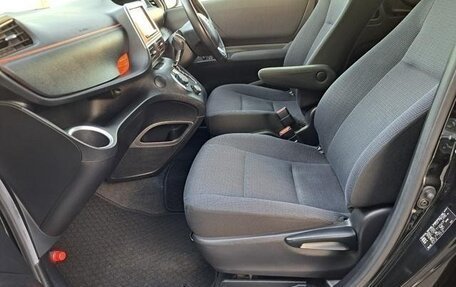 Toyota Sienta II, 2017 год, 1 020 000 рублей, 14 фотография