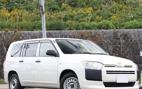 Toyota Probox I, 2016 год, 850 000 рублей, 2 фотография