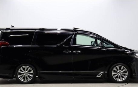 Toyota Alphard III, 2022 год, 5 750 000 рублей, 4 фотография