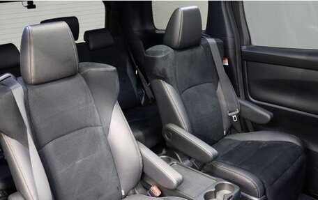 Toyota Alphard III, 2022 год, 5 750 000 рублей, 12 фотография