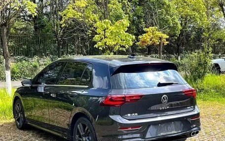 Volkswagen Golf VIII, 2023 год, 1 950 000 рублей, 4 фотография