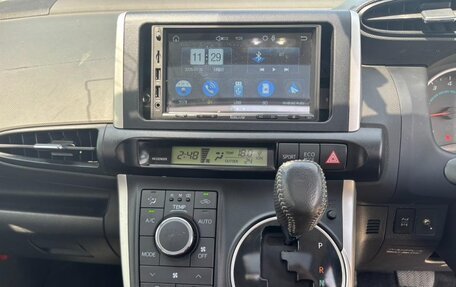 Toyota Wish II, 2016 год, 1 156 000 рублей, 15 фотография