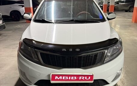 KIA Rio III рестайлинг, 2013 год, 860 000 рублей, 1 фотография