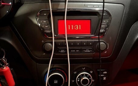 KIA Rio III рестайлинг, 2013 год, 860 000 рублей, 6 фотография