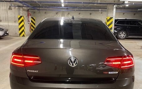 Volkswagen Passat B8 рестайлинг, 2016 год, 2 400 000 рублей, 6 фотография