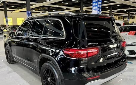 Mercedes-Benz GLB, 2022 год, 2 410 000 рублей, 3 фотография