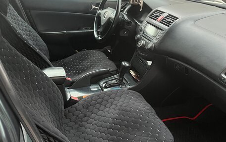 Honda Accord VII рестайлинг, 2005 год, 700 000 рублей, 4 фотография