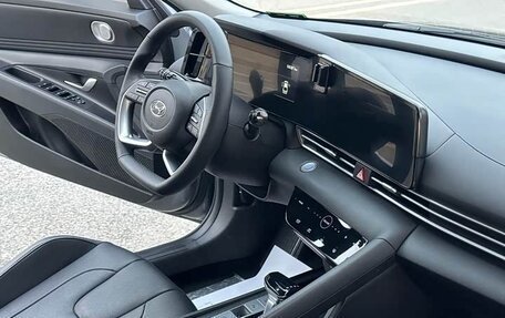 Hyundai Elantra, 2023 год, 1 363 000 рублей, 9 фотография