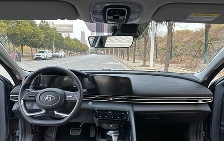 Hyundai Elantra, 2023 год, 1 363 000 рублей, 10 фотография