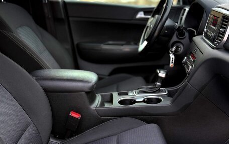 KIA Sportage IV рестайлинг, 2018 год, 1 999 999 рублей, 18 фотография