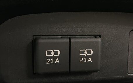 Toyota Sienta II, 2019 год, 1 198 000 рублей, 11 фотография