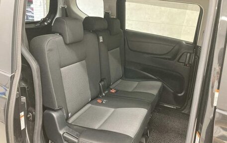 Toyota Sienta II, 2019 год, 1 198 000 рублей, 14 фотография