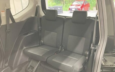 Toyota Sienta II, 2019 год, 1 198 000 рублей, 30 фотография