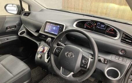 Toyota Sienta II, 2019 год, 1 198 000 рублей, 27 фотография