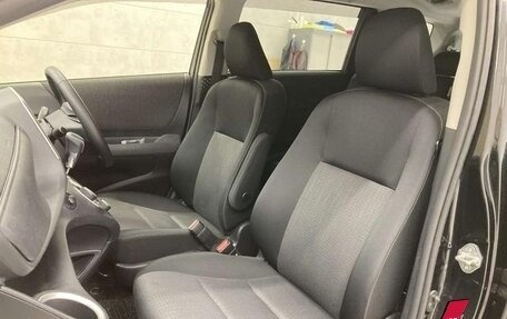 Toyota Sienta II, 2019 год, 1 198 000 рублей, 28 фотография
