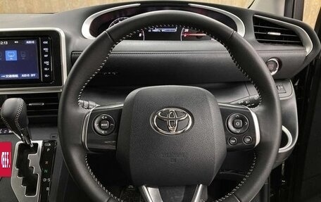 Toyota Sienta II, 2019 год, 1 198 000 рублей, 33 фотография