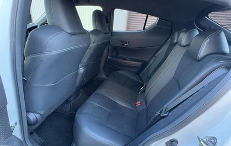 Toyota C-HR I рестайлинг, 2022 год, 1 636 000 рублей, 32 фотография