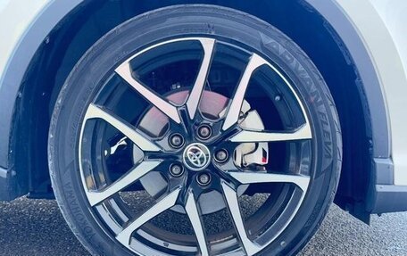 Toyota C-HR I рестайлинг, 2022 год, 1 636 000 рублей, 38 фотография