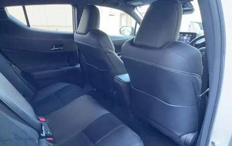 Toyota C-HR I рестайлинг, 2022 год, 1 636 000 рублей, 31 фотография