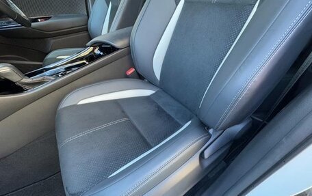 Toyota C-HR I рестайлинг, 2022 год, 1 636 000 рублей, 27 фотография