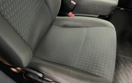 Toyota Roomy I, 2023 год, 1 165 000 рублей, 19 фотография