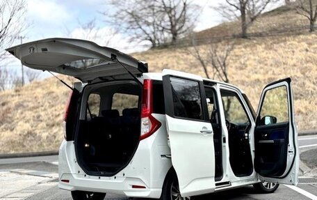 Toyota Roomy I, 2021 год, 678 000 рублей, 6 фотография