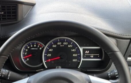 Toyota Roomy I, 2021 год, 678 000 рублей, 18 фотография