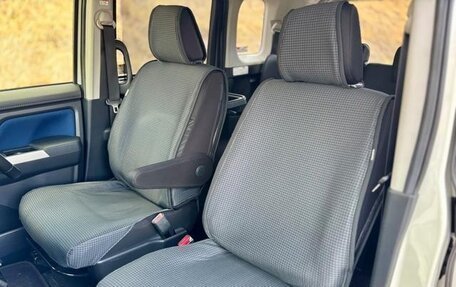 Toyota Roomy I, 2021 год, 678 000 рублей, 28 фотография