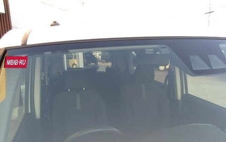 Toyota Roomy I, 2022 год, 1 138 000 рублей, 11 фотография