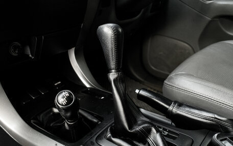 Toyota Land Cruiser Prado 120 рестайлинг, 2008 год, 2 800 000 рублей, 16 фотография