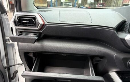 Toyota Raize I, 2023 год, 1 278 000 рублей, 23 фотография