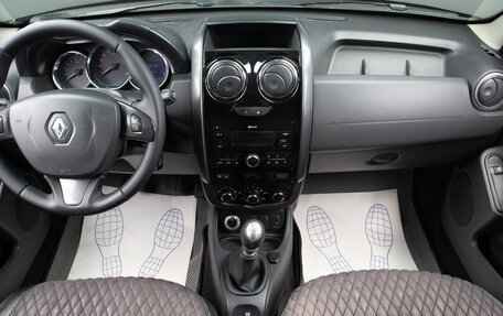 Renault Duster I рестайлинг, 2017 год, 1 349 000 рублей, 8 фотография