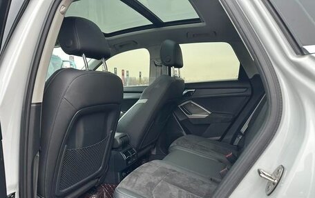 Audi Q3, 2022 год, 2 600 000 рублей, 10 фотография