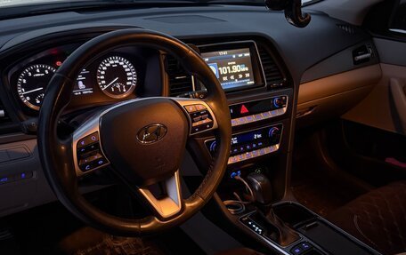 Hyundai Sonata VII, 2019 год, 2 150 000 рублей, 15 фотография