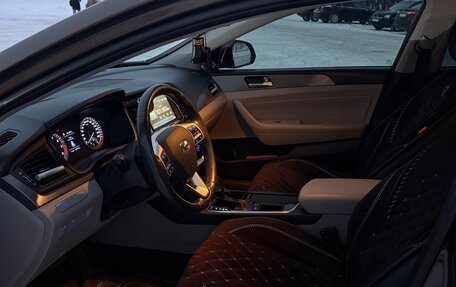 Hyundai Sonata VII, 2019 год, 2 150 000 рублей, 12 фотография