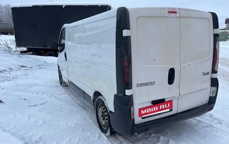 Renault Trafic, 2004 год, 630 000 рублей, 7 фотография