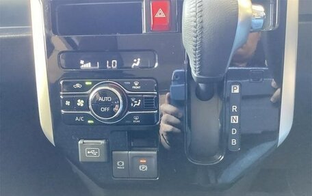 Toyota Roomy I, 2023 год, 1 020 000 рублей, 8 фотография