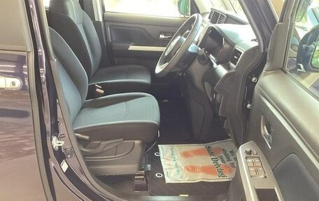 Toyota Roomy I, 2023 год, 1 020 000 рублей, 30 фотография