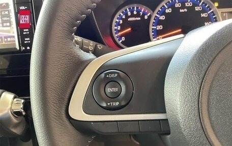 Toyota Roomy I, 2023 год, 1 020 000 рублей, 24 фотография