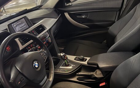 BMW 3 серия, 2016 год, 1 850 000 рублей, 7 фотография