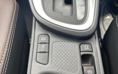 Toyota Yaris Cross, 2022 год, 1 740 000 рублей, 17 фотография